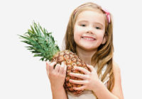 С какого возраста можно ребенку ананас?