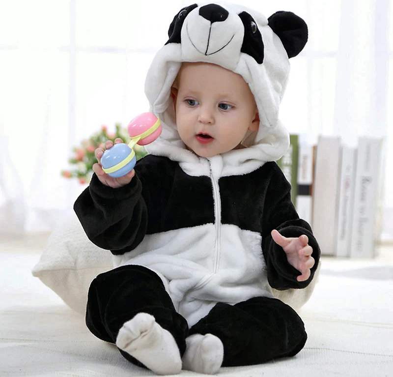младенцев в кигуруми панды